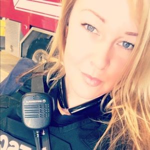 Meet your Posher, Jenni